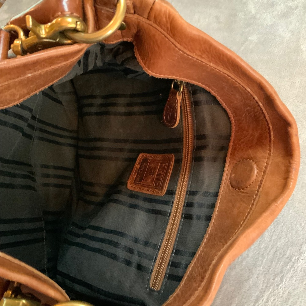 Frye Melissa Whipstitch Leather Hobo Bag Cognac Brown Magnetic Snap Shoulder Bag - Picture 10 of 10